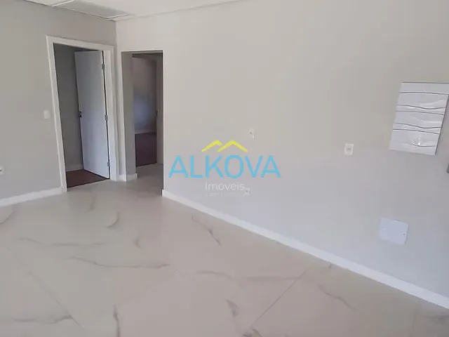 Sobrado com 250m² 3 quartos e 3 banheiros, à venda, no bairro Loteamento Floresta em São José dos Campos
