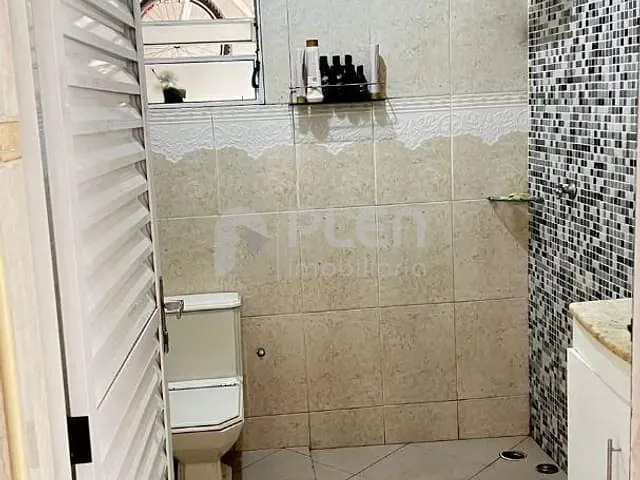Sobrado com 262m² 3 quartos e 2 banheiros, à venda, no bairro Cidade Kemel em São Paulo