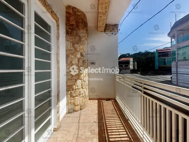 Sobrado com 130m² 3 quartos e 1 banheiro, à venda, no bairro Jardim Nilza Miranda em Mauá
