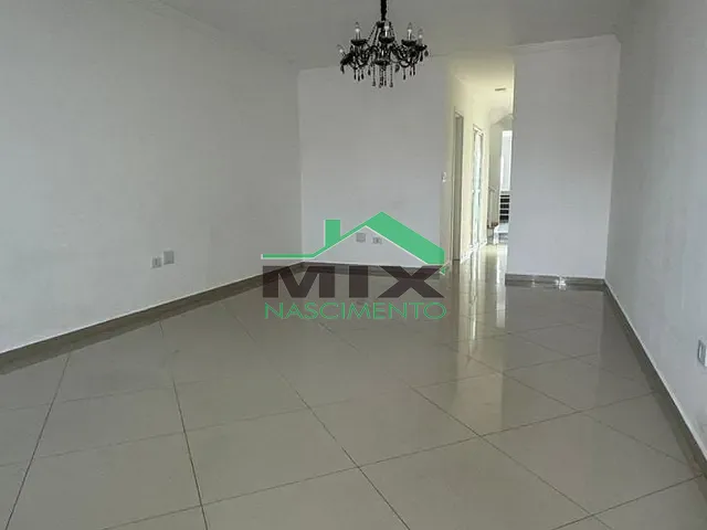 Sobrado com 106m² 3 quartos e 1 banheiro, à venda, no bairro Jardim Bela Vista em Santo André