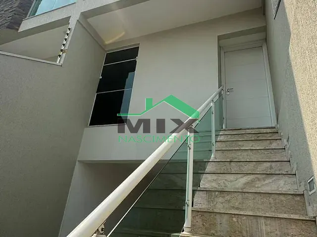Sobrado com 106m² 3 quartos e 1 banheiro, à venda, no bairro Jardim Bela Vista em Santo André