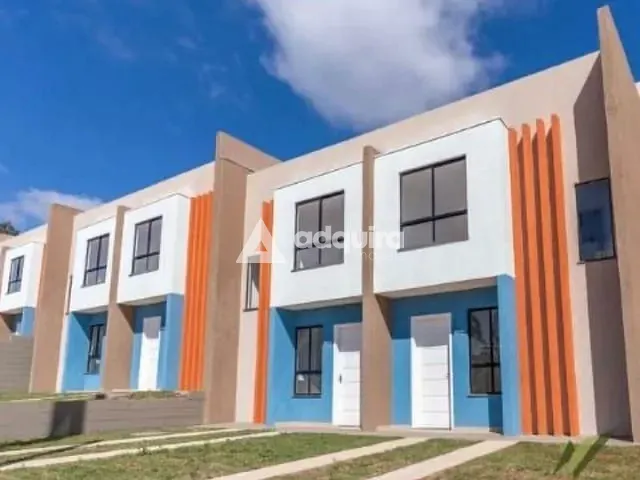 Sobrado com 61m² 2 quartos e 2 banheiros, à venda, no bairro Jardim Carvalho em Ponta Grossa