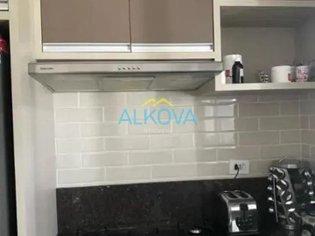 Sobrado com 200m² 3 quartos e 5 banheiros, à venda, no bairro Jardim Uirá em São José dos Campos