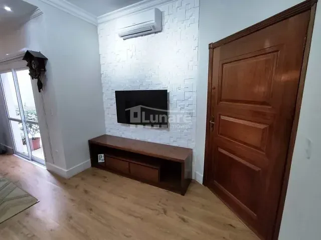 Sobrado com 150m² 3 quartos e 2 banheiros, à venda, no bairro Cézar de Souza em Mogi das Cruzes