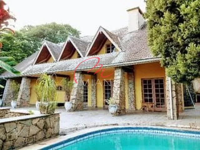 Apartamento com 540m² 3 quartos e 4 banheiros, à venda, no bairro Gramado em Cotia