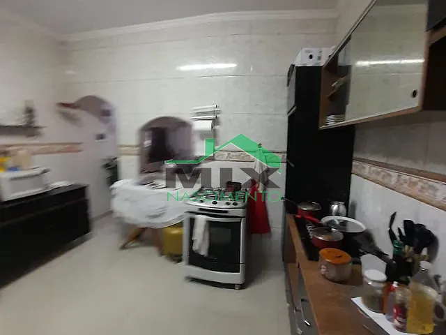 Sobrado com 100m² 3 quartos e 1 banheiro, à venda, no bairro Conceição em Diadema