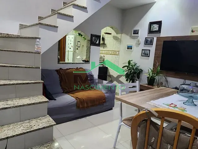 Sobrado com 100m² 3 quartos e 1 banheiro, à venda, no bairro Conceição em Diadema