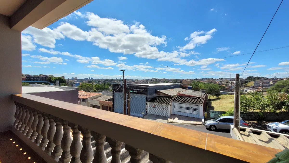 Sobrado para venda em Jardim Sílvia Maria com 3 quartos, sendo 1 suíte, 170m²