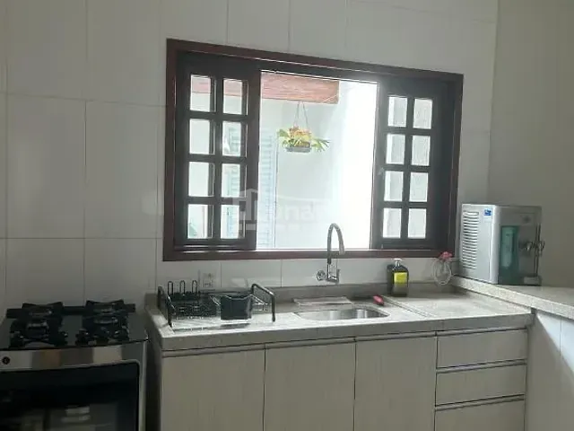 Sobrado com 138m² 3 quartos e 1 banheiro, à venda, no bairro Centro em Mogi das Cruzes