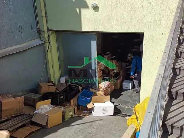Sobrado com 300m² 4 quartos e 6 banheiros, à venda, no bairro Taboão em São Bernardo do Campo