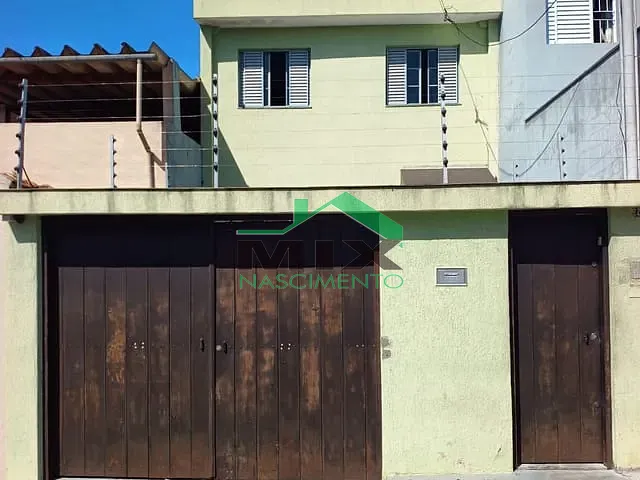 Sobrado com 300m² 4 quartos e 6 banheiros, à venda, no bairro Taboão em São Bernardo do Campo