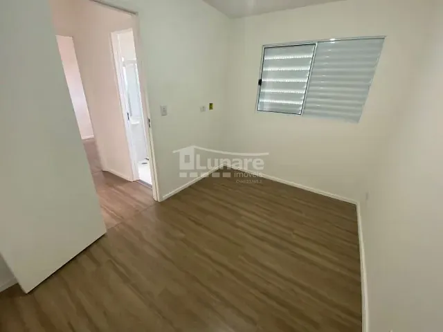 Sobrado 2 quartos e 1 banheiro, à venda, no bairro Jardim Cintia em Mogi das Cruzes