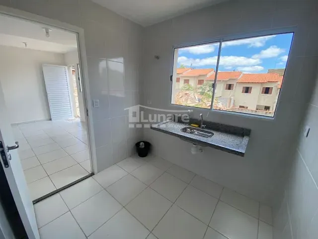 Sobrado 2 quartos e 1 banheiro, à venda, no bairro Jardim Cintia em Mogi das Cruzes