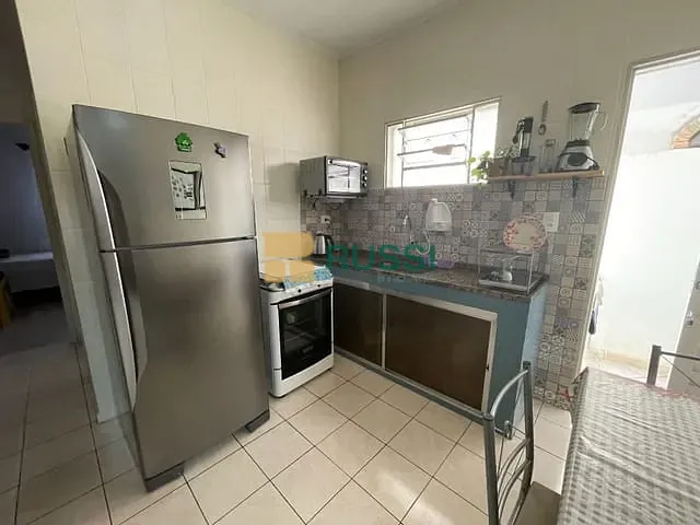 Sobrado com 125m² 3 quartos e 2 banheiros, à venda, no bairro Jardim das Indústrias em São José dos Campos