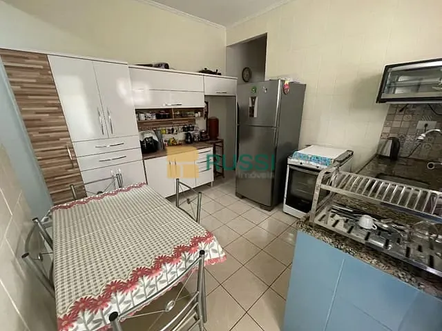 Sobrado com 125m² 3 quartos e 2 banheiros, à venda, no bairro Jardim das Indústrias em São José dos Campos