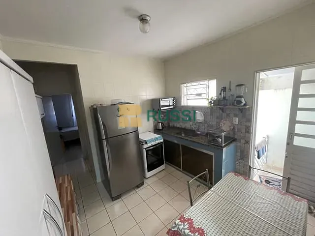 Sobrado com 125m² 3 quartos e 2 banheiros, à venda, no bairro Jardim das Indústrias em São José dos Campos