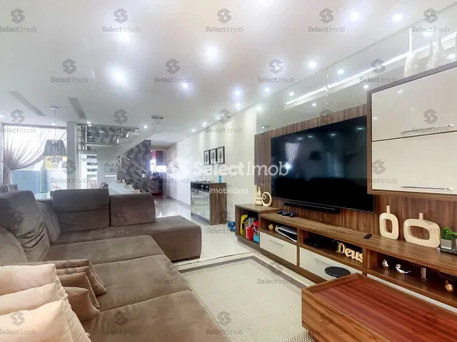 Sobrado com 316m² 3 quartos e 3 banheiros, para alugar, no bairro Jardim São Judas em Mauá