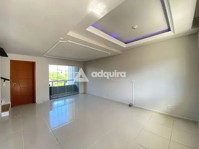 Sobrado 3 quartos e 3 banheiros, à venda, no bairro Orfãs em Ponta Grossa