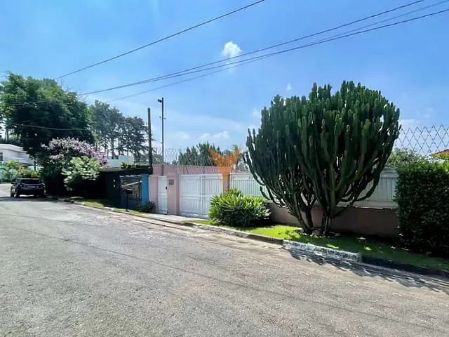 Sobrado com 947m² 3 quartos e 5 banheiros, à venda, no bairro Chácara das Paineiras em Vargem Grande Paulista