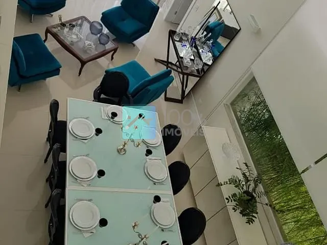 Sobrado com 700m² 4 quartos e 5 banheiros, à venda, no bairro Reserva do Paratehy em São José dos Campos