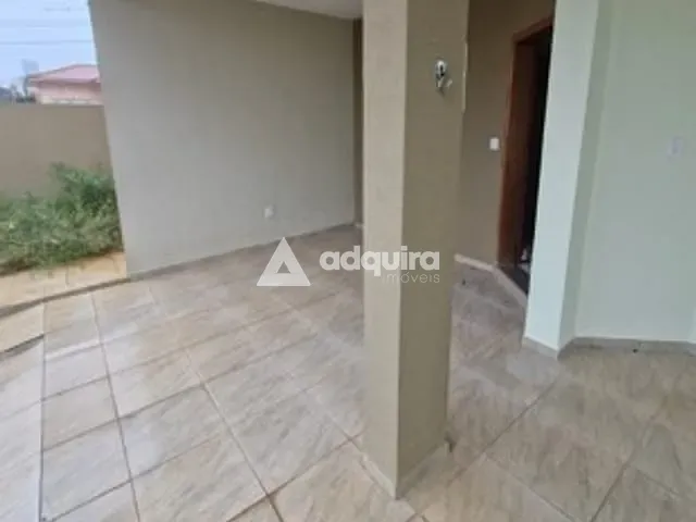 Sobrado 3 quartos e 3 banheiros, à venda, no bairro Estrela em Ponta Grossa