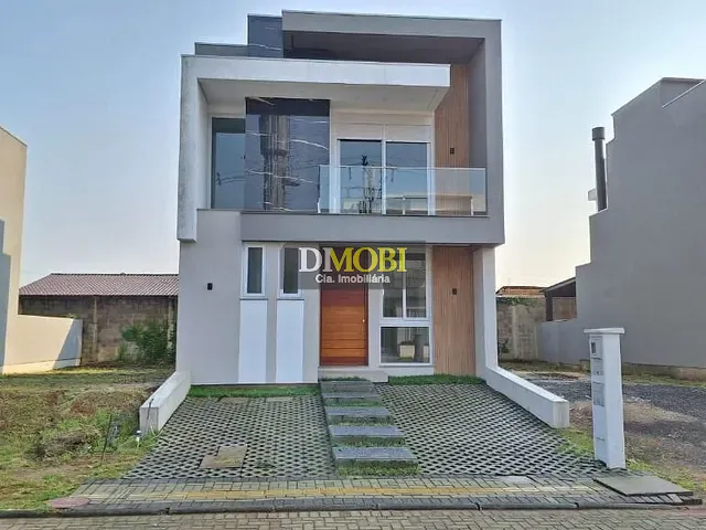 Sobrado com 130m² 3 quartos e 3 banheiros, à venda, no bairro Jansen em Gravataí