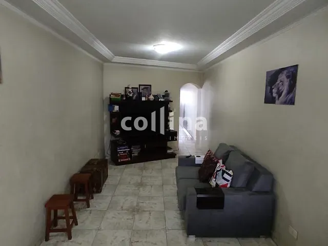Sobrado com 150m² 3 quartos e 2 banheiros, à venda, no bairro Jardim das Belezas em Carapicuíba