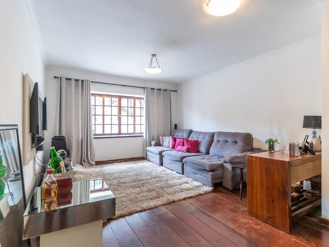 Foto do Sobrado - Sobrado para venda e locação em Jardim Regina com 3 quartos, sendo 1 suíte, 273m² | Lares e Andares Imóveis