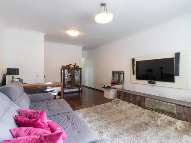 Foto do Sobrado - Sobrado para venda e locação em Jardim Regina com 3 quartos, sendo 1 suíte, 273m² | Lares e Andares Imóveis