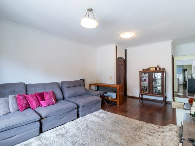 Foto do Sobrado - Sobrado para venda e locação em Jardim Regina com 3 quartos, sendo 1 suíte, 273m² | Lares e Andares Imóveis