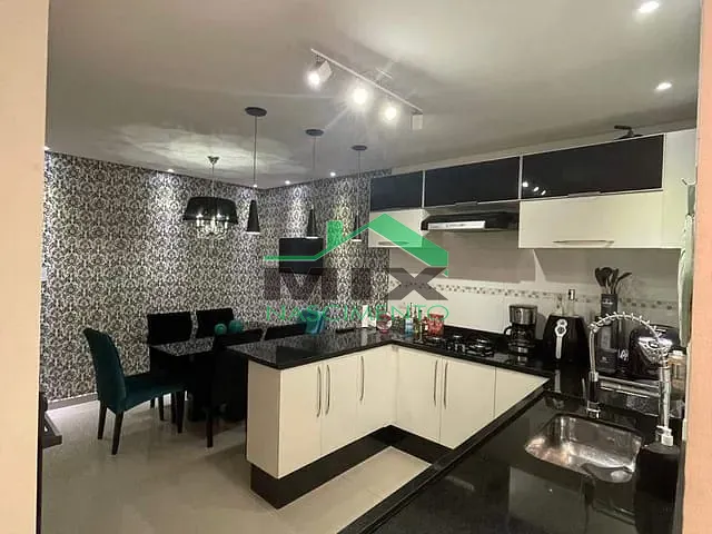 Sobrado com 130m² 3 quartos e 2 banheiros, à venda, no bairro Jardim Santo Antônio em Santo André