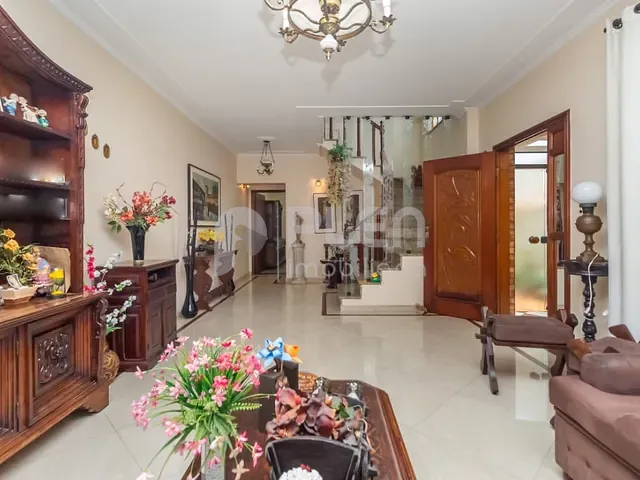 Sobrado com 249m² 3 quartos e 4 banheiros, à venda, no bairro Jardim São Paulo em São Paulo