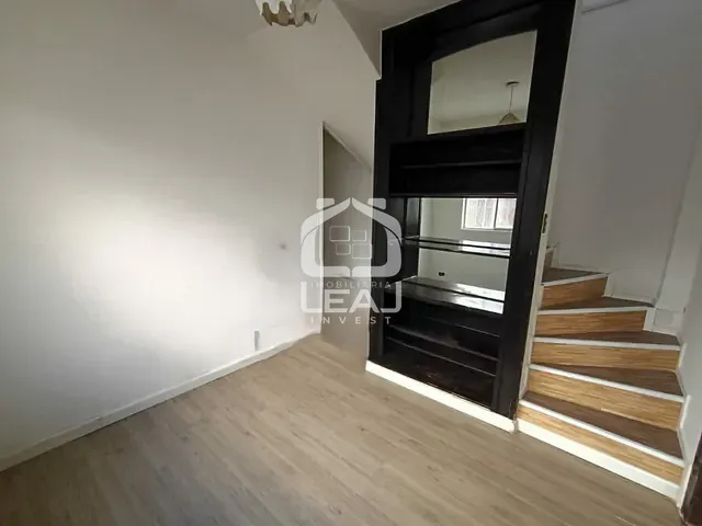 Sobrado com 250m² 3 quartos e 3 banheiros, à venda, no bairro Jardim Tupã em São Paulo