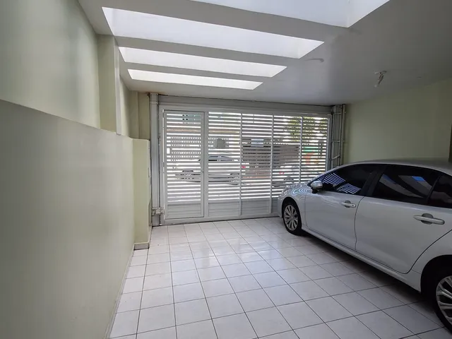 Foto do Sobrado - 🏡 Sobrado com 149m², 3 Dormitórios (1 Suíte), Churrasqueira, Quarto de Empregada e 2 Vagas Cobertas no Taboão | Mix Nascimento