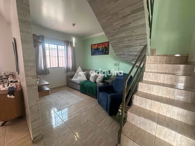 Sobrado com 113m² 4 quartos e 3 banheiros, à venda, no bairro Jardim Carvalho em Ponta Grossa