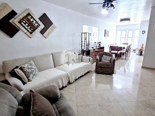 Foto do Sobrado-Sobrado para venda em Jardim Santo Amaro com 3 quartos, sendo 1 suíte, 147m²