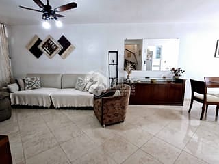 Foto do Sobrado-Sobrado para venda em Jardim Santo Amaro com 3 quartos, sendo 1 suíte, 147m²