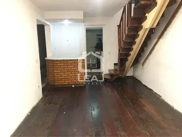 Sobrado com 130m² 3 quartos e 3 banheiros, à venda, no bairro Parque Santos Dumont em Taboão da Serra
