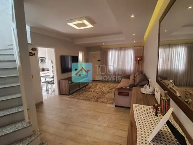 Sobrado com 170m² 3 quartos e 3 banheiros, à venda, no bairro Jardim das Industrias em São José dos Campos