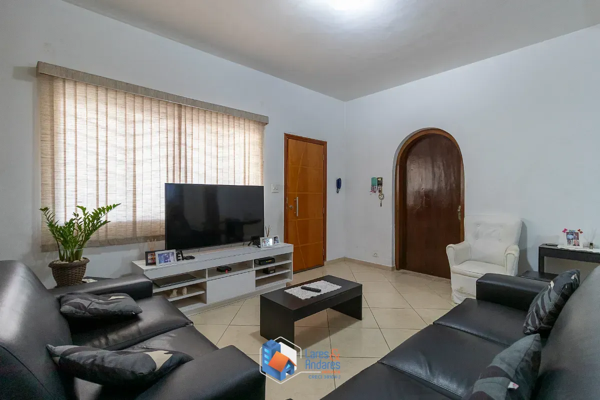 Sobrado, 4 quartos, 181 m² - Foto 1