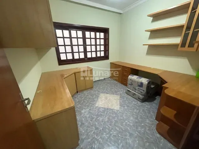 Sobrado com 1007m² 4 quartos e 5 banheiros, à venda, no bairro Caputera em Arujá