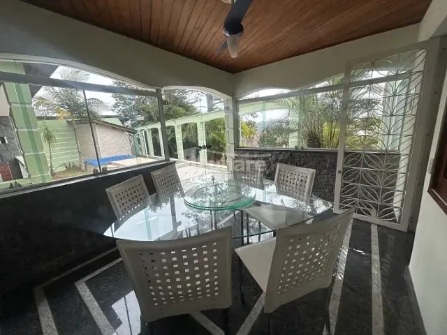Sobrado com 1007m² 4 quartos e 5 banheiros, à venda, no bairro Caputera em Arujá