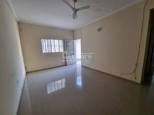 Sobrado com 333m² 3 quartos e 1 banheiro, à venda, no bairro Parque Morumbi em Mogi das Cruzes