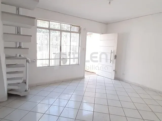 Sobrado com 160m² 2 quartos e 3 banheiros, à venda, no bairro Parque São Jorge em São Paulo