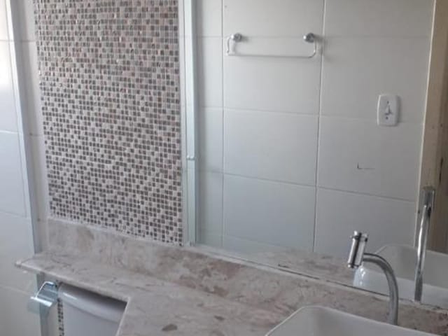 Foto do Sobrado - Sobrado com 2 dormitórios à venda, 91 m² por R$ 308.000,00 - Jardim Califórnia - Jacareí/SP | INDEPENDENCE NEGOCIOS IMOBILIARIOS LTDA