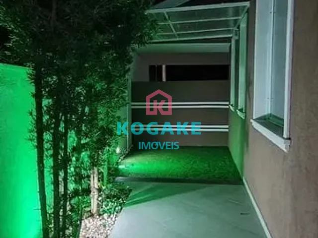Sobrado com 300m² 4 quartos e 4 banheiros, à venda, no bairro Urbanova VII em São José dos Campos