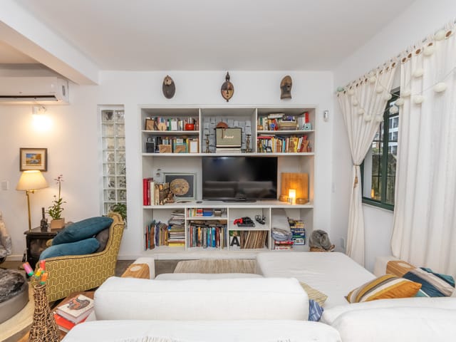Foto do Sobrado - Sobrado para venda em Caxingui com 2 quartos, sendo 1 suíte, 107m² | Lares e Andares Imóveis