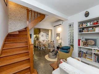 Foto do Sobrado-Sobrado para venda em Caxingui com 2 quartos, sendo 1 suíte, 107m²