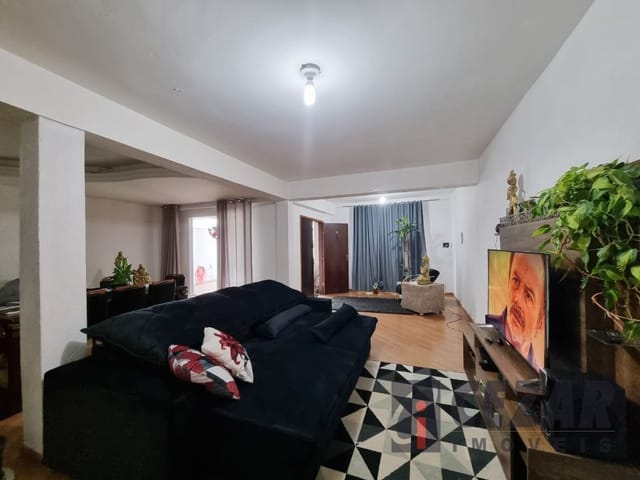 Casa com 815m² 3 quartos e 1 banheiro, à venda, no bairro Bairro Alto em Curitiba