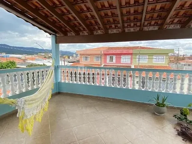 Sobrado com 137m² 3 quartos e 3 banheiros, à venda, no bairro Jardim Santa Carolina em Mogi das Cruzes